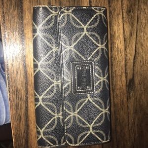 Nine West wallet